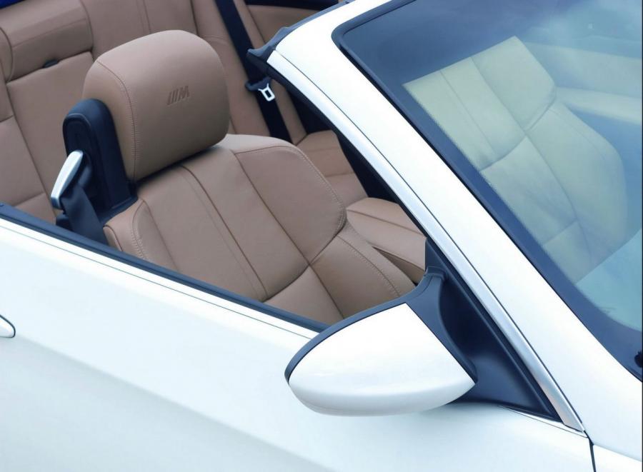  BMW M3 Convertible 2008 года  (фото 42 из 66)